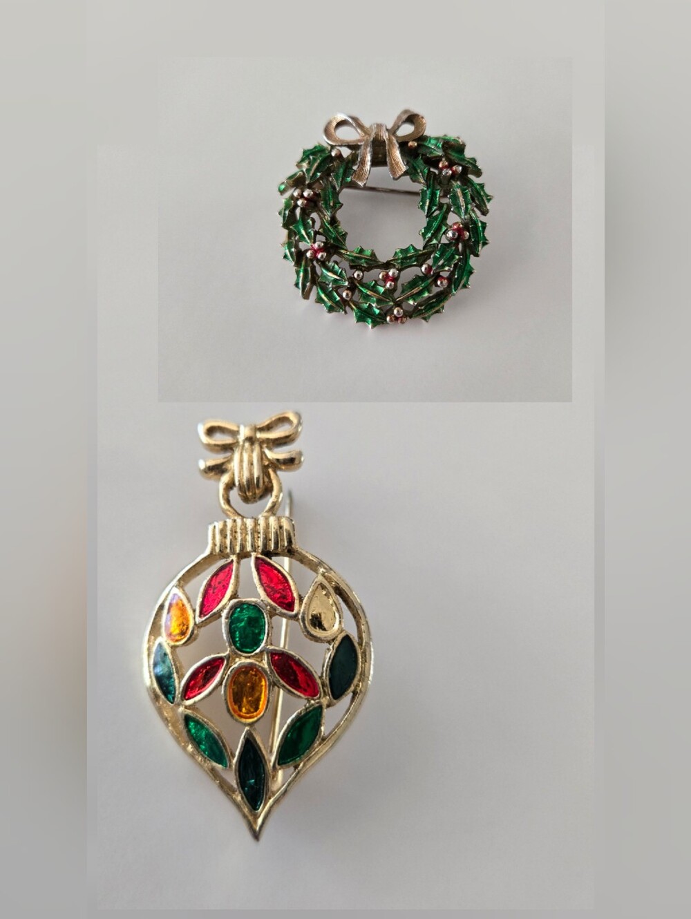 Vintage Gold-Tone Multicolor Holiday Ornament & Green Wreath Hollyberry Brooches